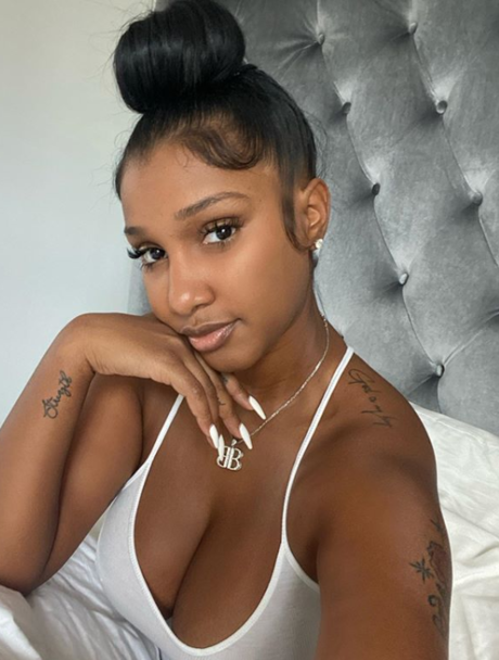 Ashley Burgos meilleure star du porno collection