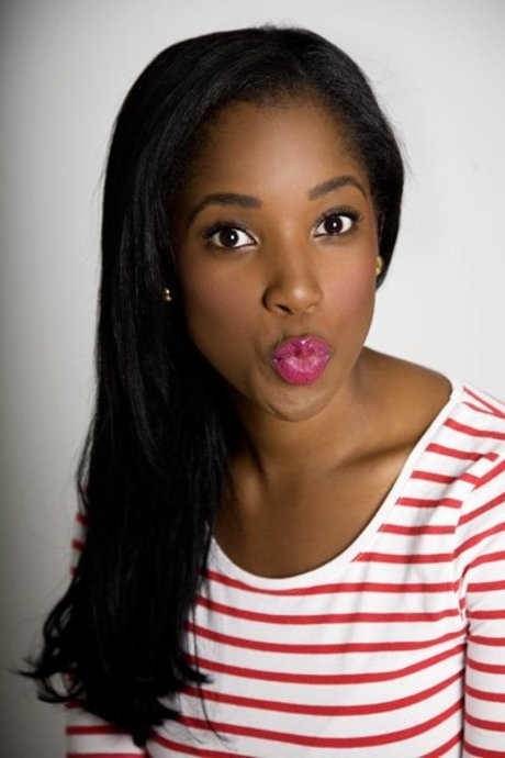 Ashley Burgos nus étoiles image