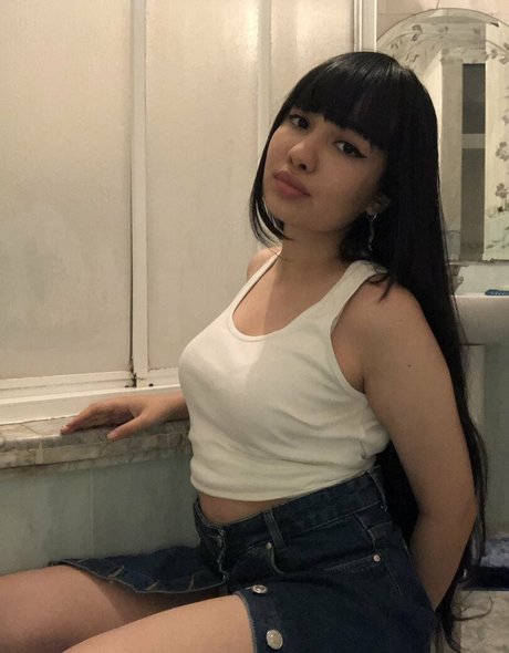 naomieve modelo mejor imágenes