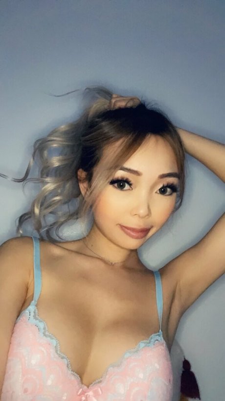 V boo pornstar sex image