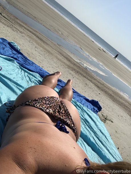 Busty star du porno en haute qualité photos