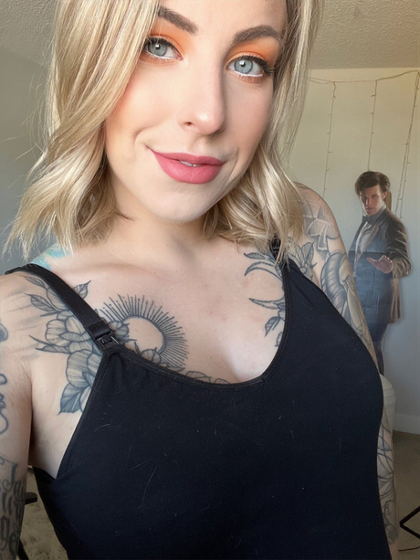 Abbey Rhode nice actress pics
