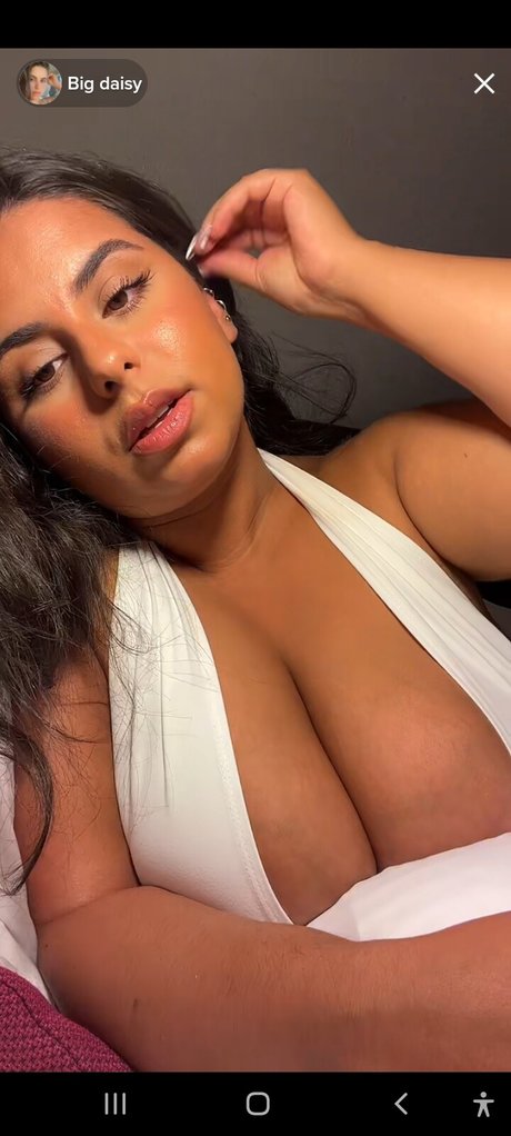 Bigdaisy100 model nice pic