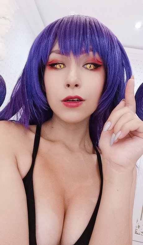 Dima Batalov estrella porno atractiva galería