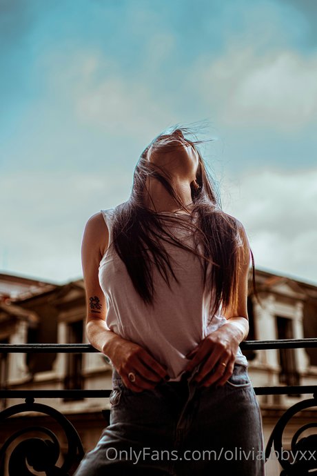 alessandra rosesi modelo gratis imagen