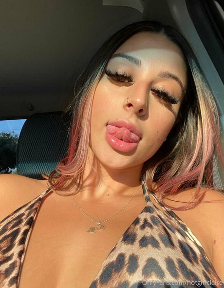 Submissive Skylar modelo erótico galerías