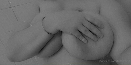 Faithzola11 haut étoile photo