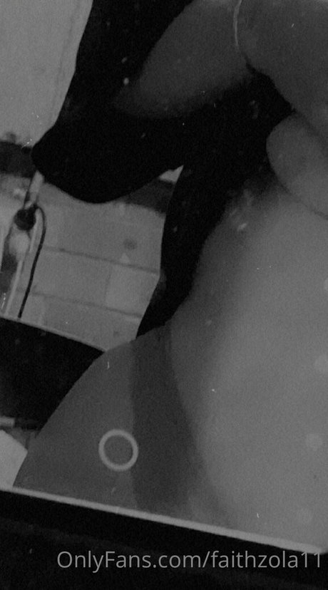 Faithzola11 art de star du porno images
