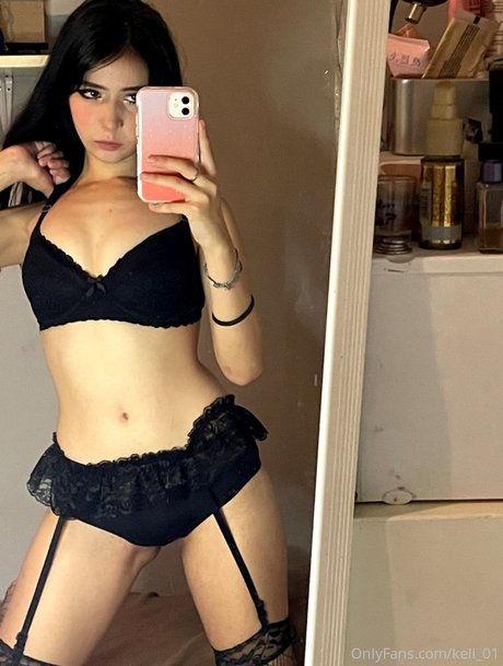 Keli 01 estrella porno adulto fotos