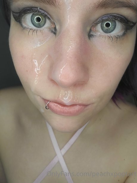 PeachxPoptart pornstar picture