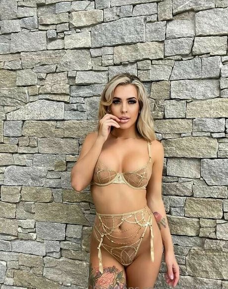 billie beever perfect pornstar pics