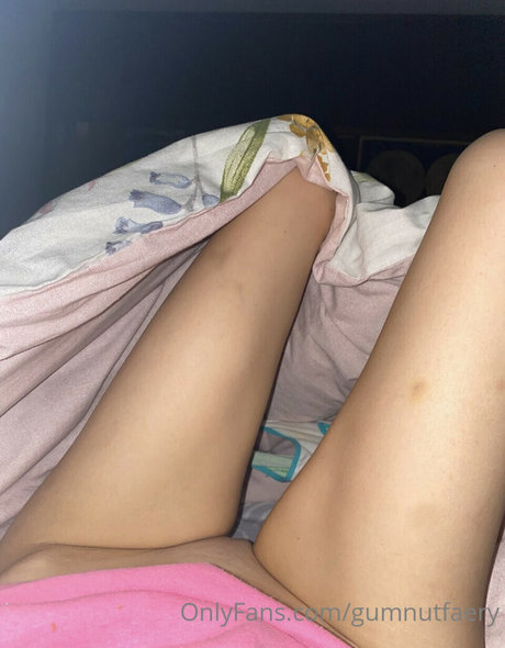 GUMNUTFAERY actrice photo