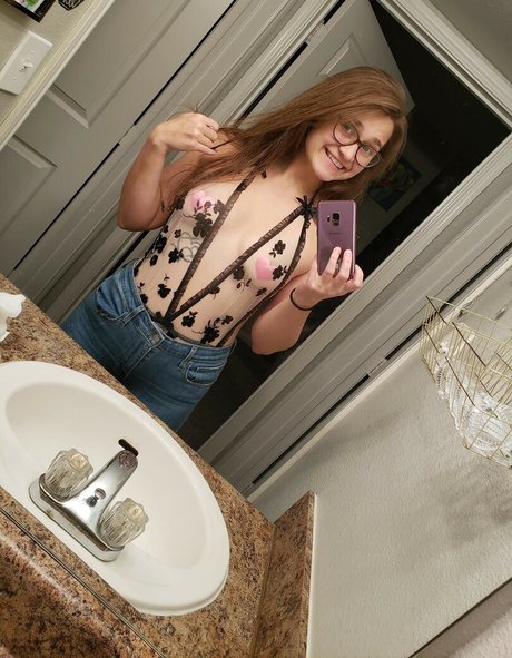 Queen Amber modelo desnudos imagen