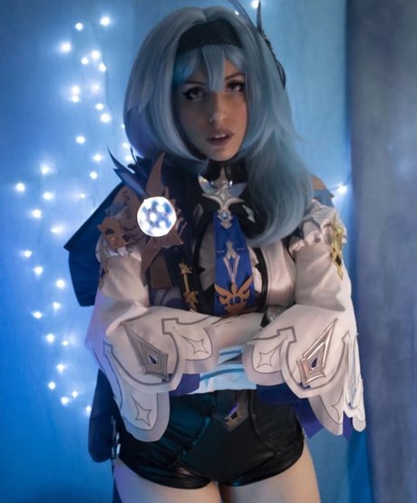 Lauramunay nus de stars du porno photo