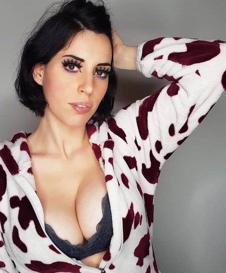 Lauramunay actriz atractiva foto