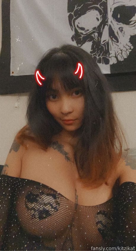 kitzikat pornstar hot pic