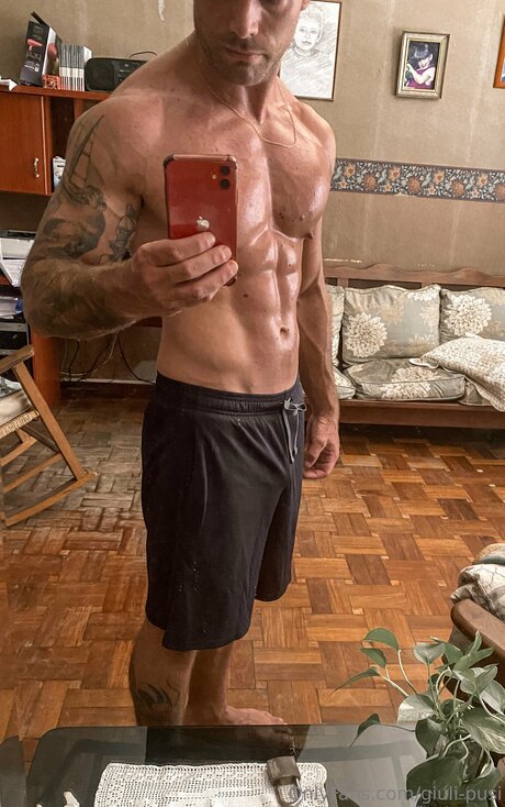 Chulo95 star nude gallery