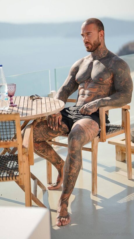 Tobias Bleu pornstar sexy images