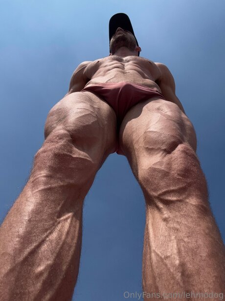 Lehmodog naked model pics