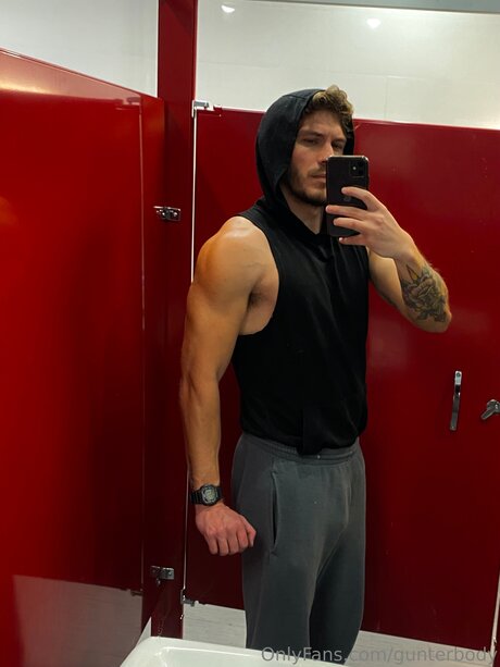 Gunterbody desnudos estrella galería