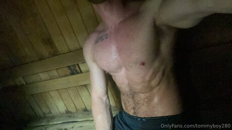Tommyboy280 pornstar erotic photo