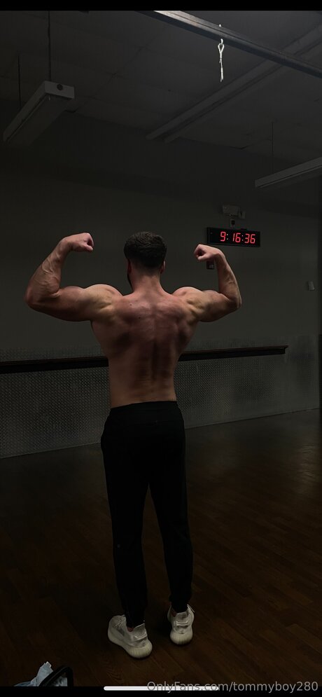 Tommyboy280 estrella porno de arte imagen