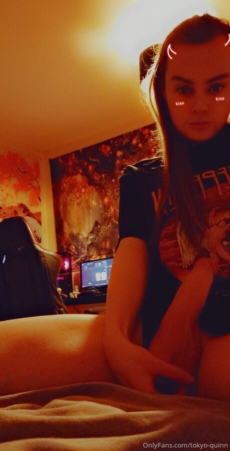 Tokyo Quinn star du porno de haute qualité img