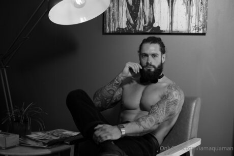 Iamthegentleman model hot images