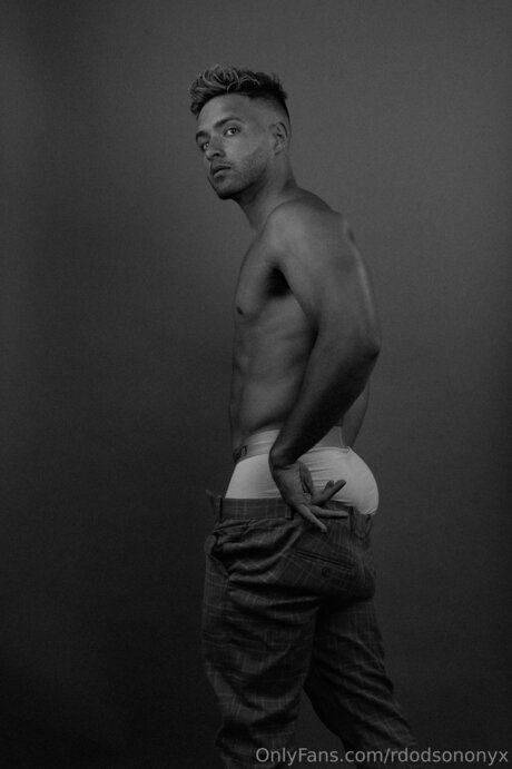 Rdodsononyx actrice hd collection