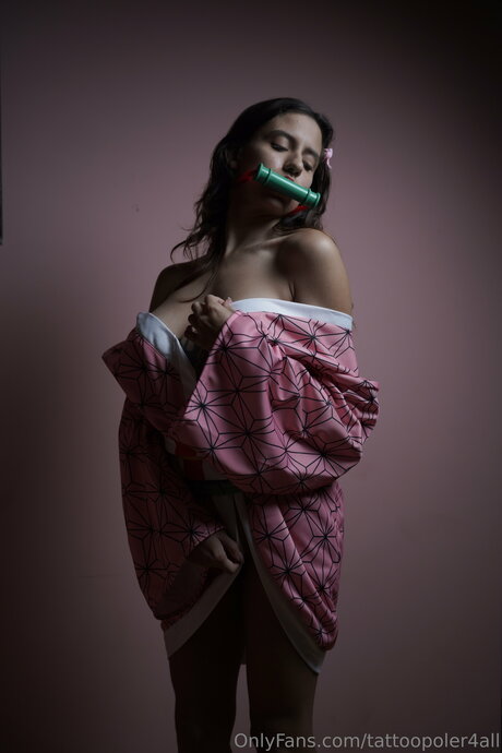 Tattoopoler4all model naked photo