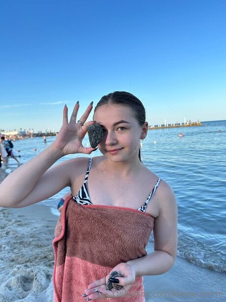 Kleine Emmi desnudos de estrellas porno fotos