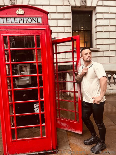 I Am Mathew desnudos de modelos archivo