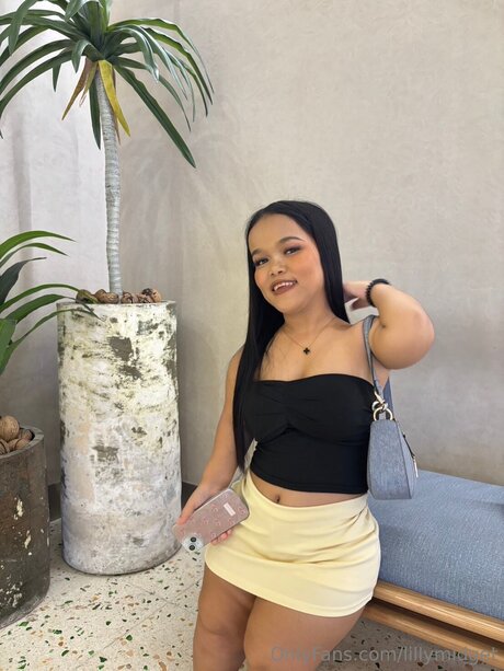 Lillymidget adult star picture