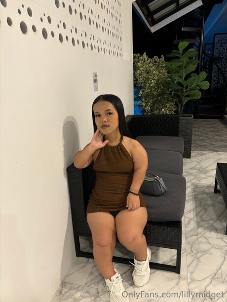 Lillymidget pretty pornstar pics