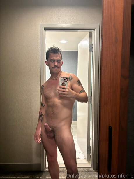 Plutosinferno estrella superior foto