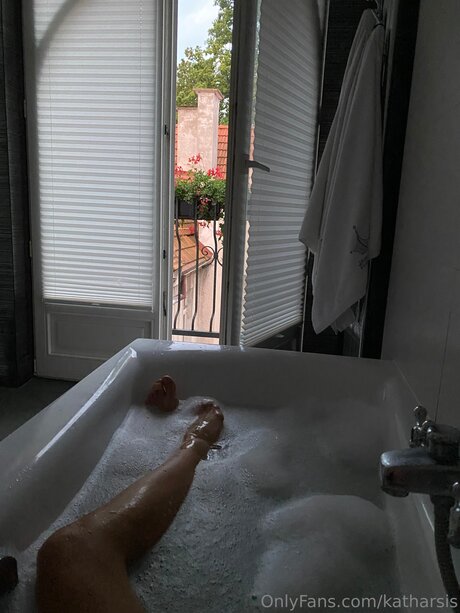 Katharsis star du porno belle photos