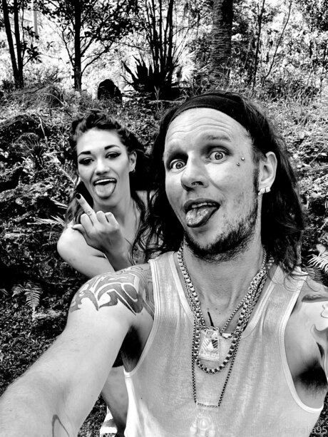 Justanakedstoner star du porno sympa galeries