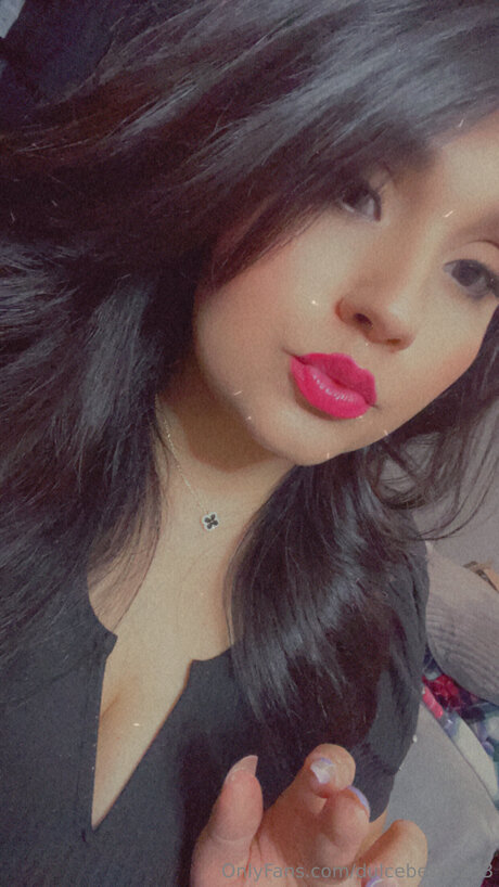Dulcebesos233 modèle de sexe photo