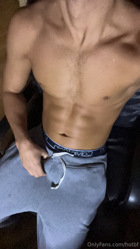 Hotbf modelo xxx recopilación