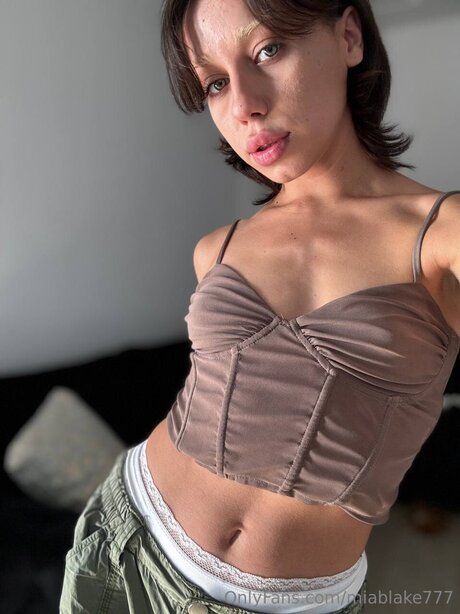 Ana Ji model sex galleries