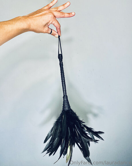 Lauradance modèle artistique galeries