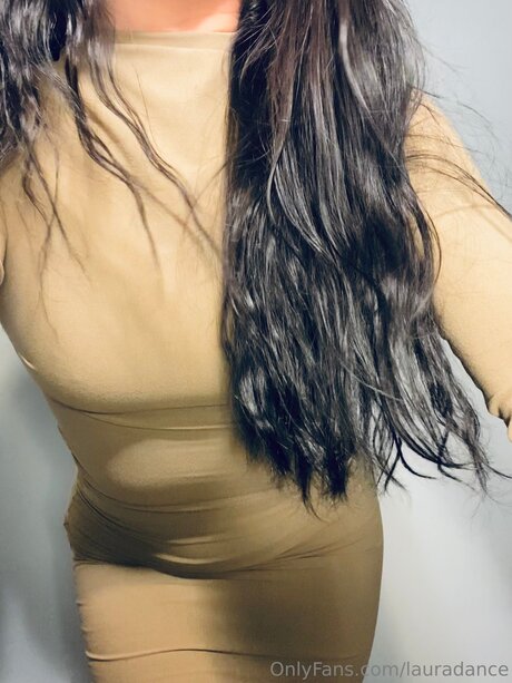 Lauradance desnudos estrella galerías