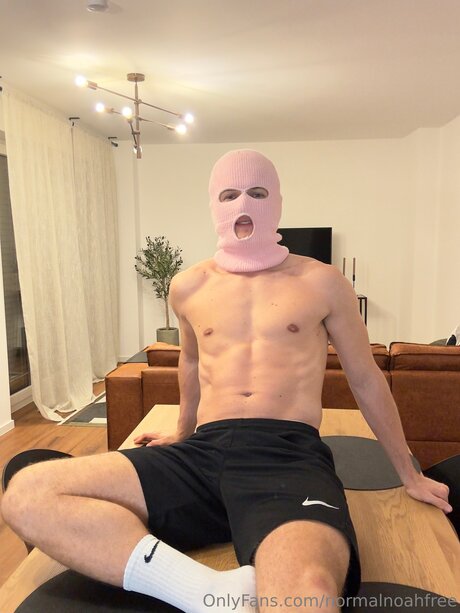 Normalnoahfree best model images
