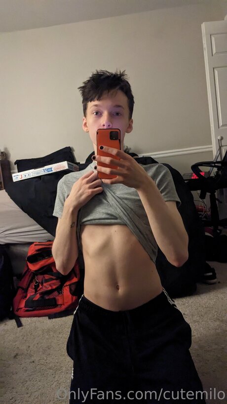 Cutemilo model hd pic