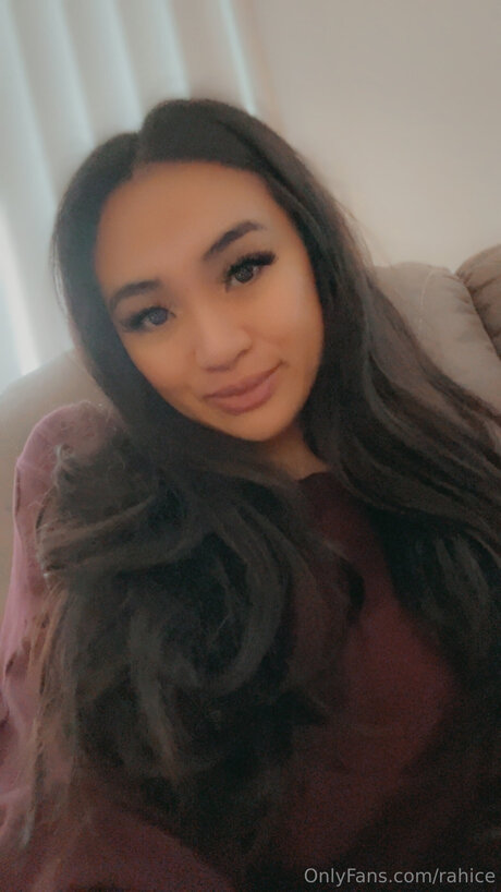 Rahice estrella porno erótica foto