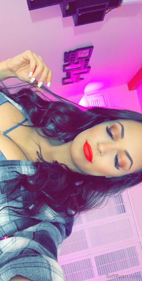 Sofiryan nus étoiles galerie