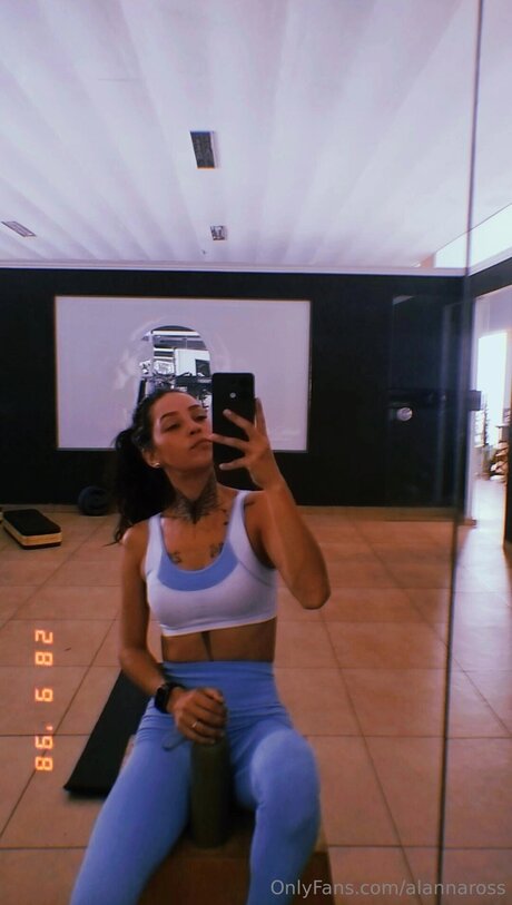 Alannaross actriz adulta imagen