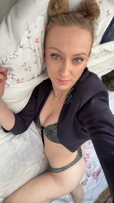 Murmuramour69 model hot image