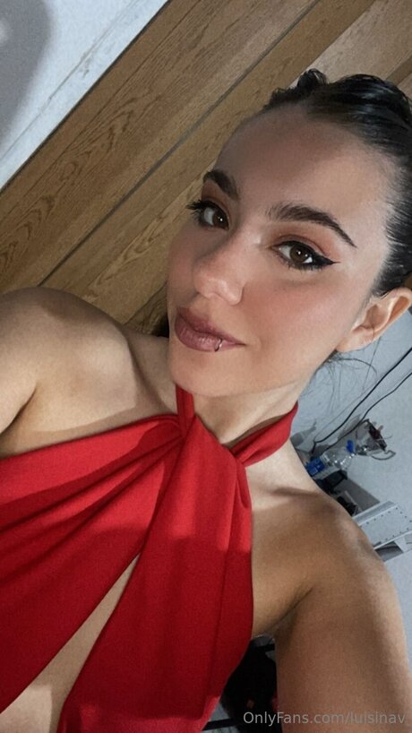 Luisinav pornographic actress image