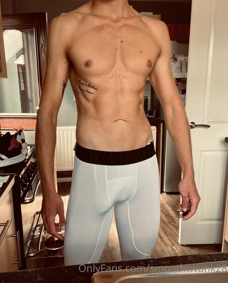 Hungblondebrit estrella exclusiva foto